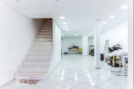 Casa à venda com 350m², 4 quartos e 5 vagasSalão