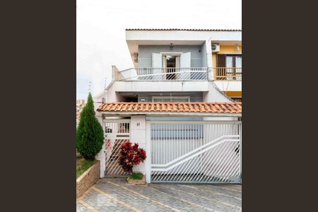 Casa à venda com 350m², 4 quartos e 5 vagasFachada