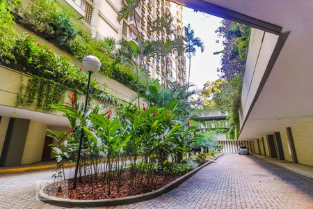 Apartamento para alugar com 84m², 2 quartos e 1 vagaEntrada Condomínio