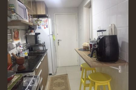 Cozinha de apartamento para alugar com 2 quartos, 84m² em Freguesia (jacarepaguá), Rio de Janeiro