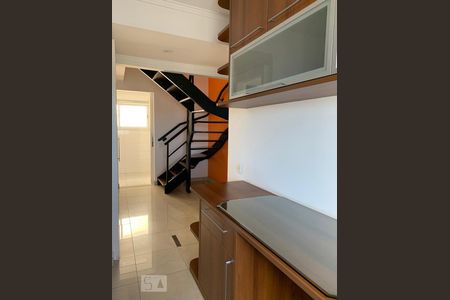 Apartamento à venda com 300m², 4 quartos e 3 vagasEscada