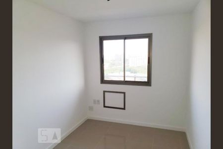 Quarto 1 de apartamento para alugar com 2 quartos, 65m² em Jacarepaguá, Rio de Janeiro