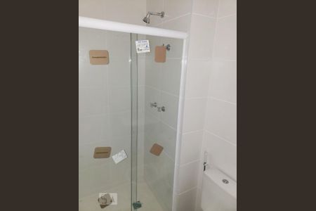 Banheiro Social de apartamento para alugar com 2 quartos, 65m² em Jacarepaguá, Rio de Janeiro