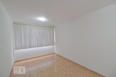 Sala de apartamento para alugar com 2 quartos, 50m² em Novo Mundo, Curitiba
