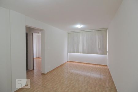 Sala de apartamento para alugar com 2 quartos, 50m² em Novo Mundo, Curitiba
