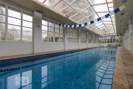 Apartamento à venda com 103m², 3 quartos e 2 vagasPiscina - Condomínio