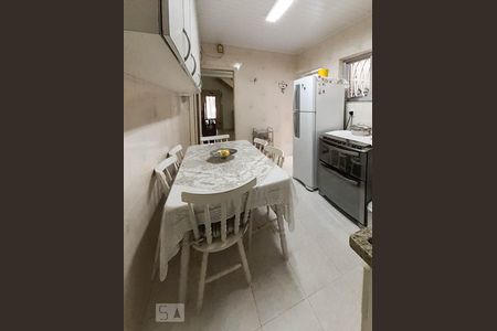 Casa à venda com 140m², 3 quartos e 1 vagaCozinha 