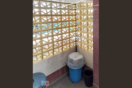 Casa à venda com 140m², 3 quartos e 1 vagaÁrea de serviço 