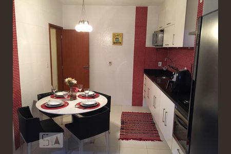 Casa para alugar com 100m², 3 quartos e 1 vagaCopa/Cozinha