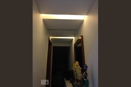 Corredor de casa para alugar com 3 quartos, 100m² em Todos Os Santos, Rio de Janeiro