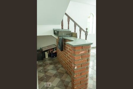 Sala de casa para alugar com 3 quartos, 1300m² em Vila Dalila, São Paulo
