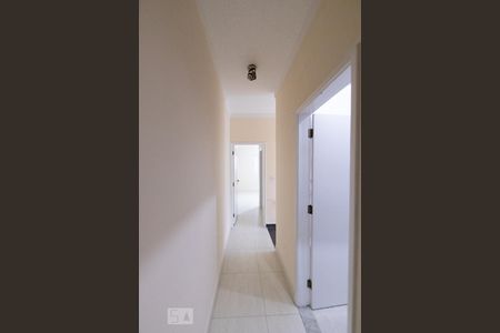 Casa à venda com 169m², 3 quartos e 3 vagasCorredor