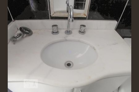 Apartamento para alugar com 98m², 3 quartos e 2 vagasBanheiro - Torneira