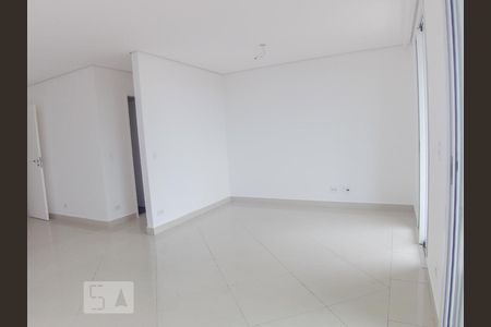 Sala de apartamento para alugar com 3 quartos, 98m² em Vila Romero, São Paulo