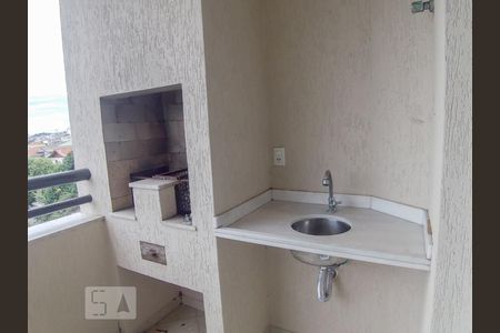 Detalhe Varanda de apartamento para alugar com 3 quartos, 98m² em Vila Romero, São Paulo