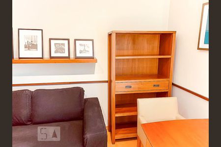 Sala de kitnet/studio para alugar com 1 quarto, 40m² em Cerqueira César, São Paulo