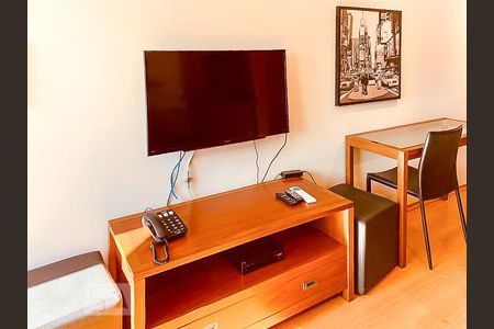 Sala de kitnet/studio para alugar com 1 quarto, 40m² em Cerqueira César, São Paulo