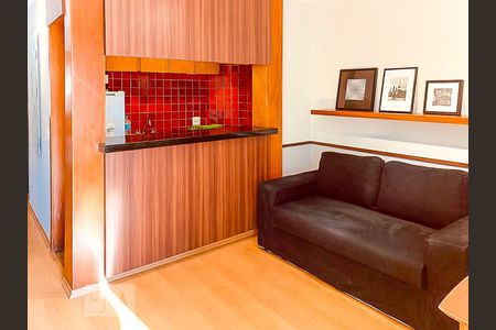 Sala de kitnet/studio para alugar com 1 quarto, 40m² em Cerqueira César, São Paulo