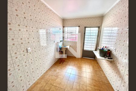 Casa à venda com 240m², 3 quartos e 4 vagas Casa à venda com 240m², 3 quartos e 4 vagasLavanderia