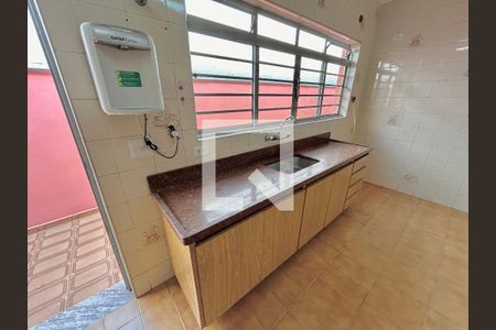 Casa à venda com 240m², 3 quartos e 4 vagas Casa à venda com 240m², 3 quartos e 4 vagasCozinha