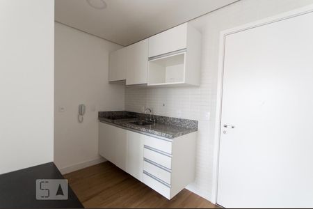 Studio para alugar com 34m², 1 quarto e 1 vaga Studio para alugar com 34m², 1 quarto e 1 vagaCozinha