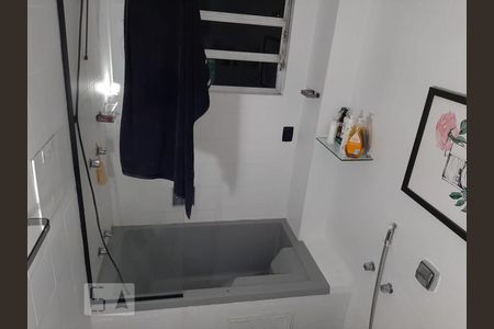 Banheiro de apartamento à venda com 2 quartos, 73m² em Vila Isabel, Rio de Janeiro