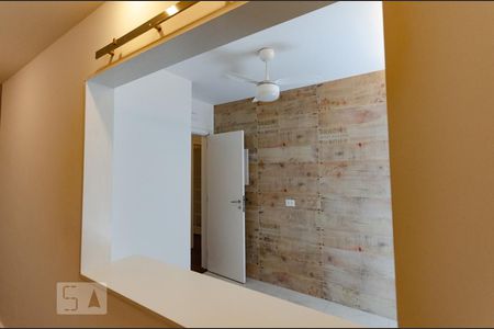 Hall + Cozinha de apartamento para alugar com 3 quartos, 135m² em Leblon, Rio de Janeiro