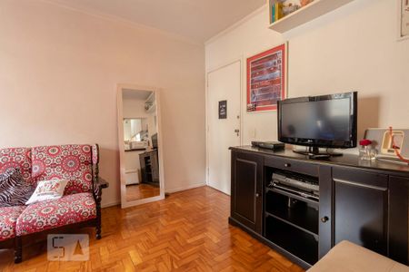Sala de apartamento para alugar com 2 quartos, 55m² em Vila Uberabinha, São Paulo