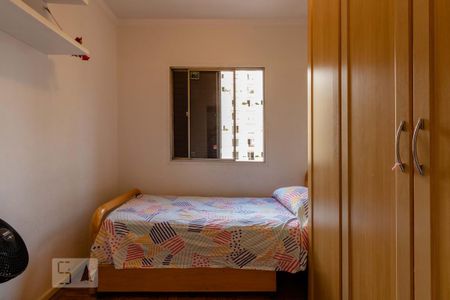 Quarto 2 de apartamento para alugar com 2 quartos, 55m² em Vila Uberabinha, São Paulo