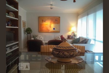 Apartamento à venda com 115m², 3 quartos e 2 vagas Apartamento à venda com 115m², 3 quartos e 2 vagasSala