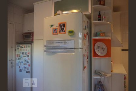 Apartamento à venda com 115m², 3 quartos e 2 vagas Apartamento à venda com 115m², 3 quartos e 2 vagasCozinha