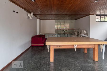 Apartamento para alugar com 156m², 4 quartos e 2 vagasÁrea comum - Salão de festas