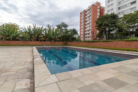 Apartamento para alugar com 156m², 4 quartos e 2 vagasÁrea comum - Piscina