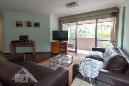 Sala de apartamento para alugar com 4 quartos, 156m² em Vila Pirajussara, São Paulo