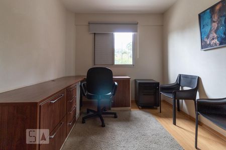 Apartamento para alugar com 4 quartos, 156m² em Vila Pirajussara, São Paulo