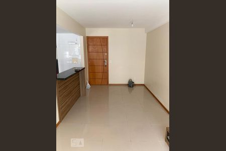 Sala de apartamento para alugar com 2 quartos, 69m² em Freguesia (jacarepaguá), Rio de Janeiro