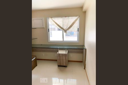 Quarto 1 de apartamento para alugar com 2 quartos, 69m² em Freguesia (jacarepaguá), Rio de Janeiro