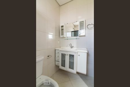 Banheiro da Suite de casa à venda com 2 quartos, 66m² em Vila Alto de Santo André, Santo André