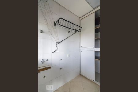 Casa à venda com 66m², 2 quartos e 1 vaga Casa à venda com 66m², 2 quartos e 1 vagaÁrea de Serviço