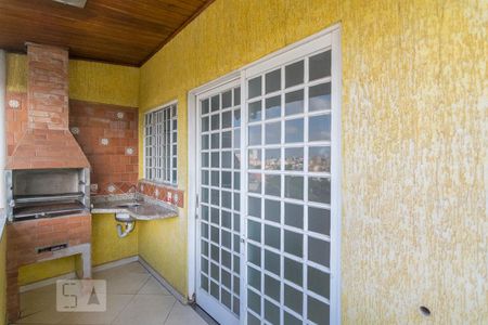 Casa à venda com 66m², 2 quartos e 1 vaga Casa à venda com 66m², 2 quartos e 1 vagaQuintal com Churrasqueira