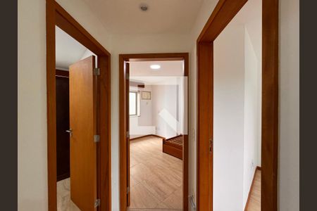 Corredor de apartamento para alugar com 4 quartos, 125m² em Recreio dos Bandeirantes, Rio de Janeiro