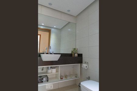 Apartamento para alugar com 125m², 3 quartos e 2 vagas Apartamento para alugar com 125m², 3 quartos e 2 vagasBanheiro Social