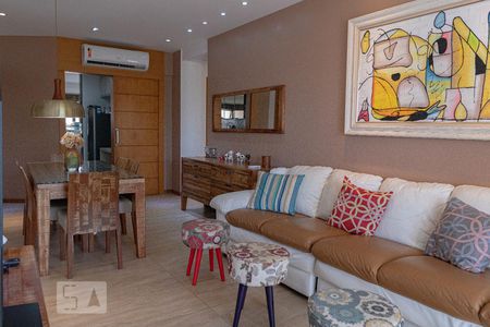 Sala de apartamento para alugar com 3 quartos, 125m² em Recreio dos Bandeirantes, Rio de Janeiro
