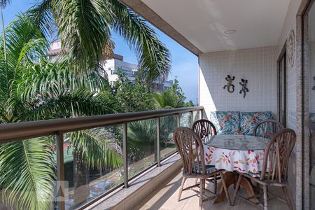 Varanda de apartamento para alugar com 4 quartos, 115m² em Recreio dos Bandeirantes, Rio de Janeiro