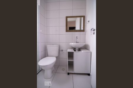 Apartamento à venda com 42m², 2 quartos e sem vagaBanheiro