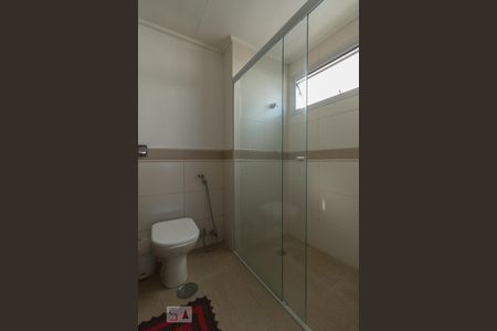 Apartamento à venda com 120m², 3 quartos e 2 vagasDetalhe do Banheiro da Suite