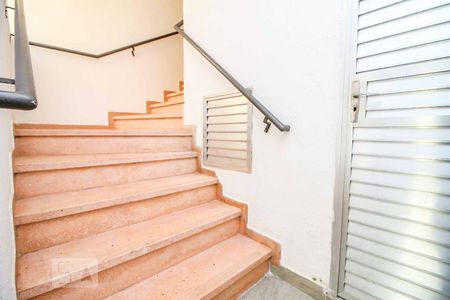 Apartamento à venda com 51m², 1 quarto e sem vagaEscadas