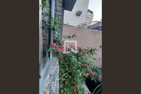 Casa de condomínio para alugar com 100m², 3 quartos e sem vagaENTRADA