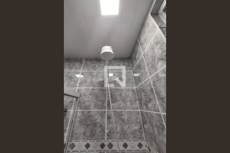 Casa de condomínio para alugar com 100m², 3 quartos e sem vagaBANHEIRO SUÍTE