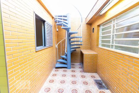 Casa de condomínio à venda com 230m², 3 quartos e 2 vagasÁrea de Serviço